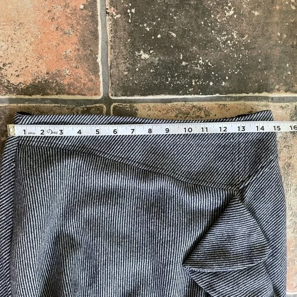 Anthropologie Eva Franco Ruffled Gathered Wool Blend Herringbone Mini Skirt Sz 4 - Picture 5 of 8